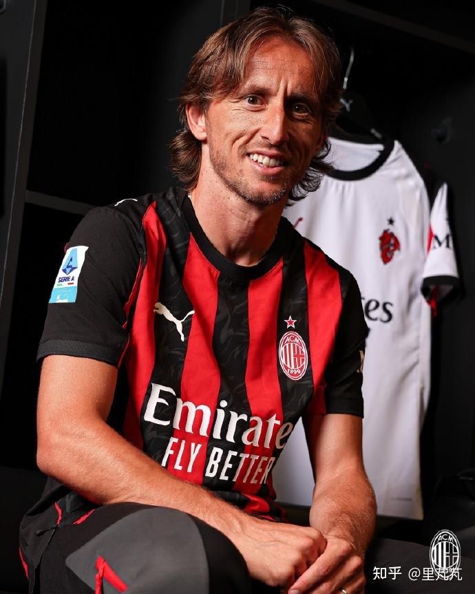 欧文突破防守创造杀伤，制造罚球