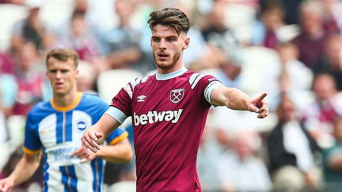 孔蒂：球员承担责任展现了成长，此刻我们不怕任何事物任何人