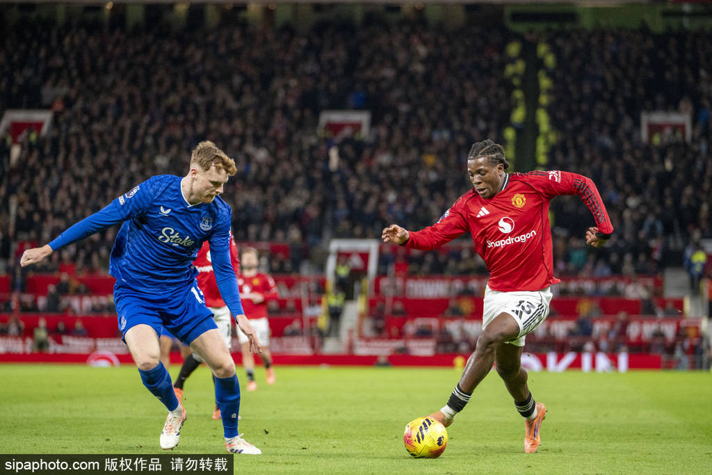 门将扑出点球，粉碎对手反扑希望