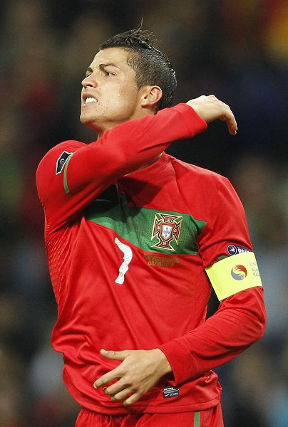 欧冠淘汰赛前瞻：曼联对阵巴黎,