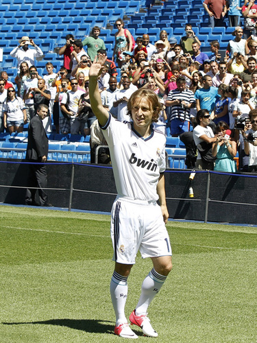 普拉蒂尼、吉诺拉...他们本有机会成枪手队史首位法国人