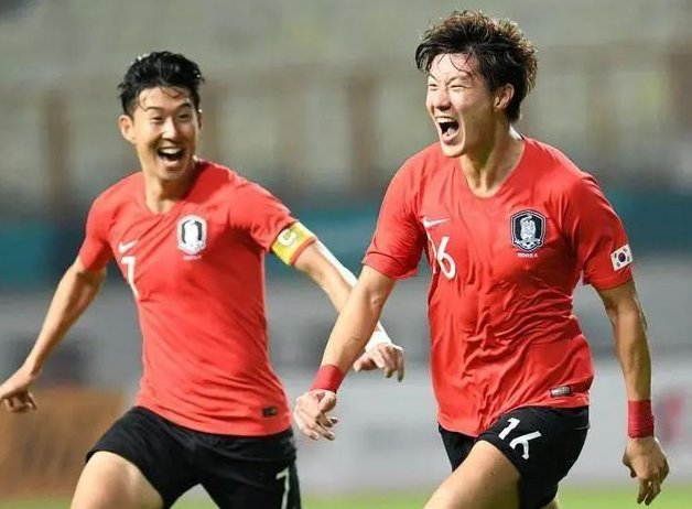 勇士外线三分连续暴走