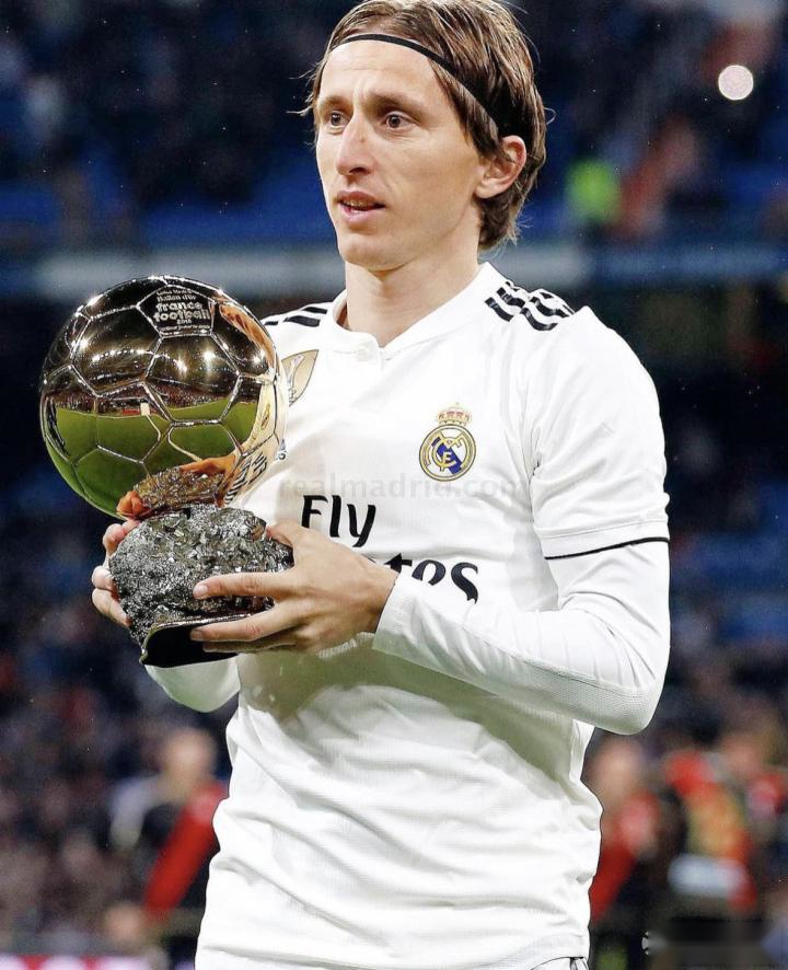 鲁媒：安东尼奥很信任彭啸；李昊大概率出任U22国足主力门将